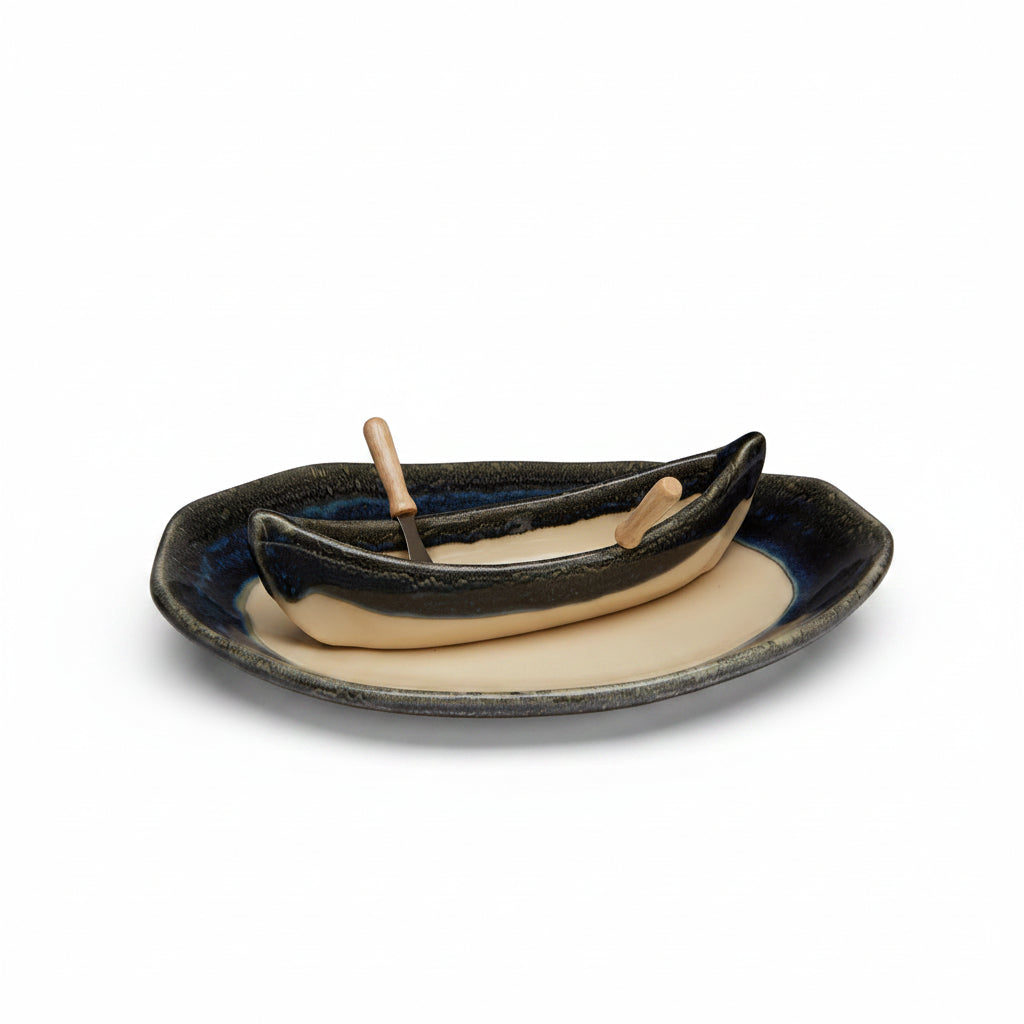 Maxwell Pottery Canoe on a Lake Dip Set