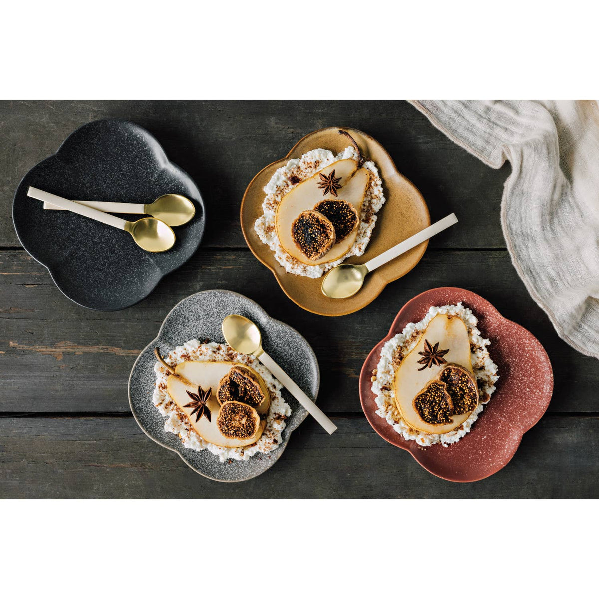 Heirloom Roselle Plates Set of 4 assorted